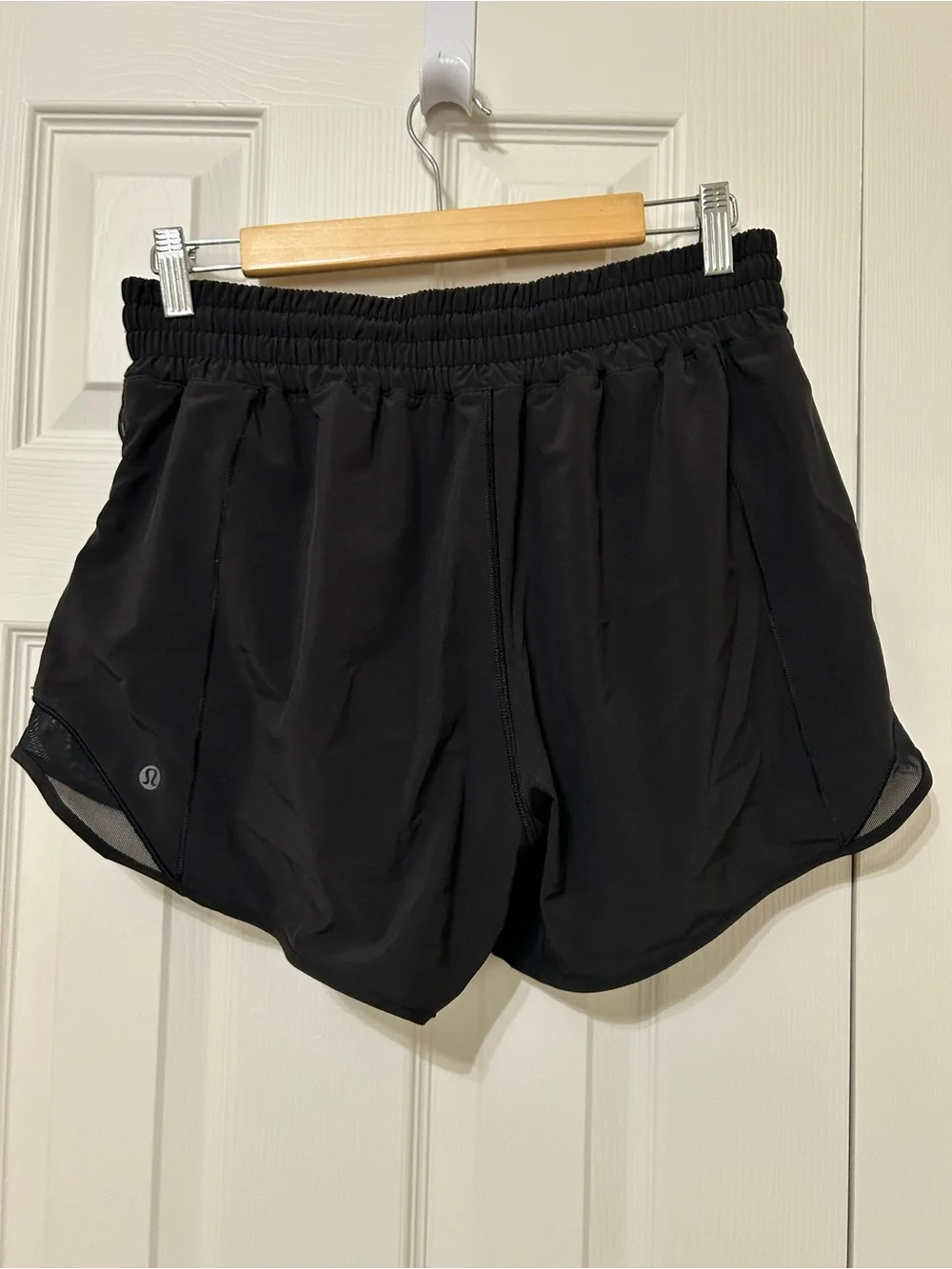 NEW lululemon athletica Black Hotty Hot High-Rise Lined Short 4